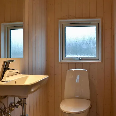 Beautiful In W/ 3 Bedrooms Semesterbostad *